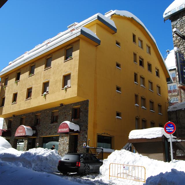 Hôtel Guineu photo 0