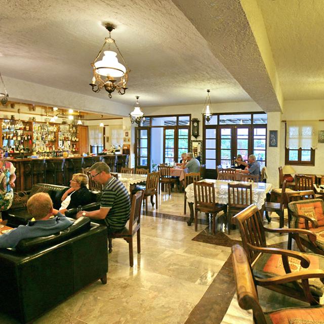 Hôtel Pela photo 6