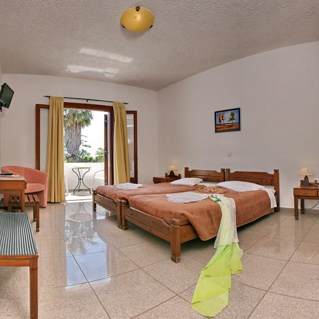 Hôtel Pela photo 12