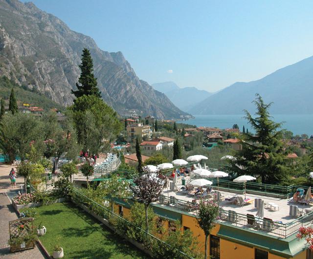 Hotel Cristina photo 2
