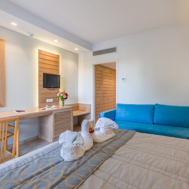 Hotel Tigaki Beach photo 14