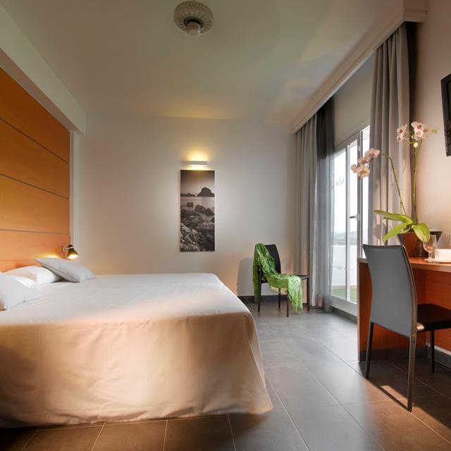 Palladium Hôtel Cala Llonga photo 27