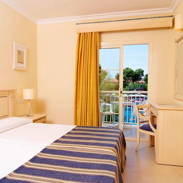 Aparthotel Zafiro Mallorca photo 4