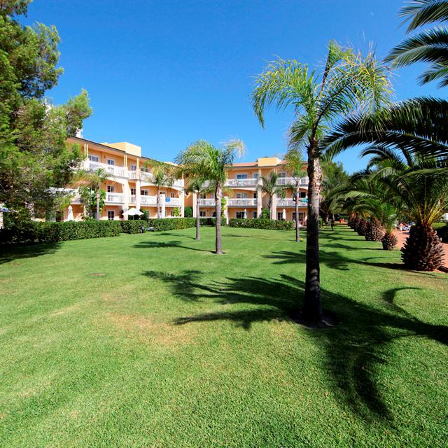 Aparthotel Zafiro Ca'n Picafort photo 10