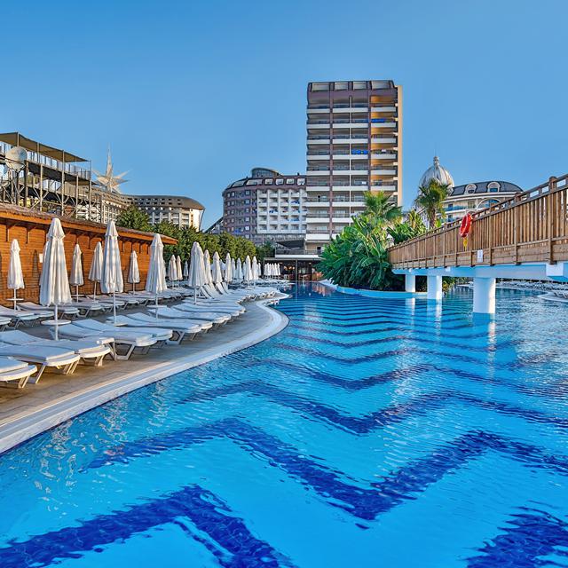 Hôtel Saturn Palace Resort photo 1
