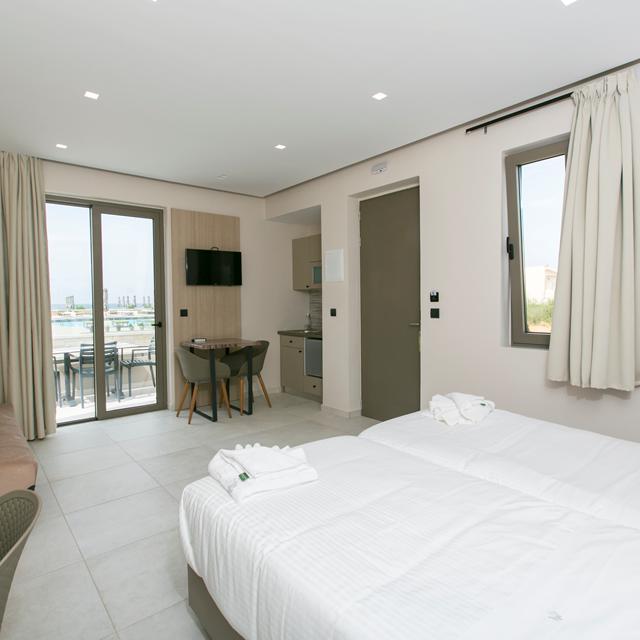Appartements Eanthia Beach photo 3