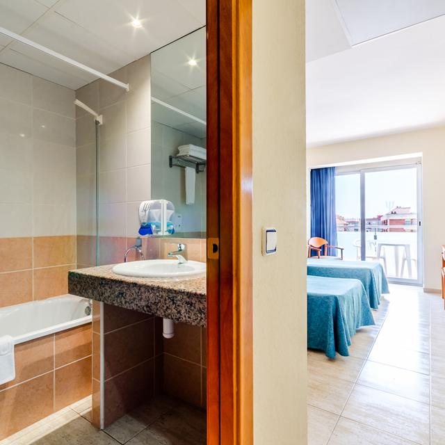 Hôtel Mar Blau photo 16