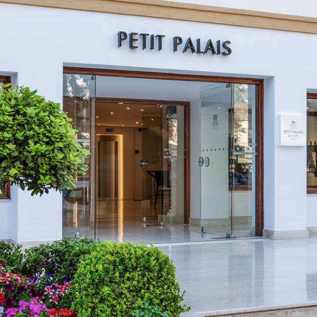 Hotel Mitsis Petit Palais Beach photo 4