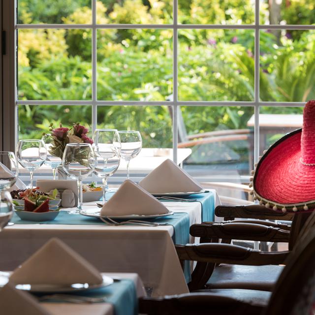 Hôtel Quattro Beach & Spa photo 2