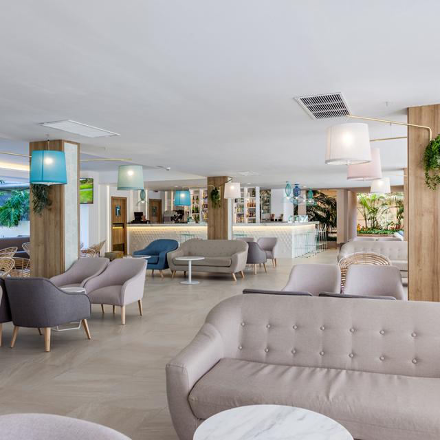 Zafiro Palmanova & Spa photo 19