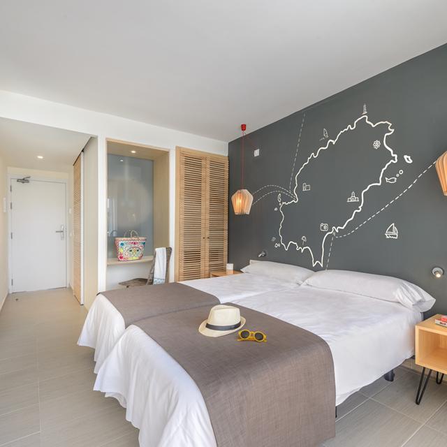 Hôtel Vibra Cala Tarida photo 22