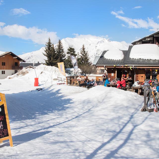 Hotel Aiguilles Lodge photo 7