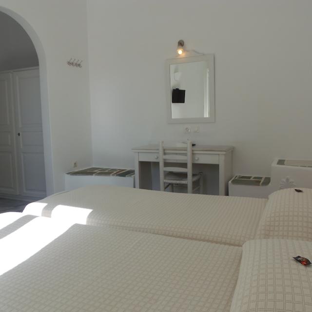 Hôtel Manos photo 6