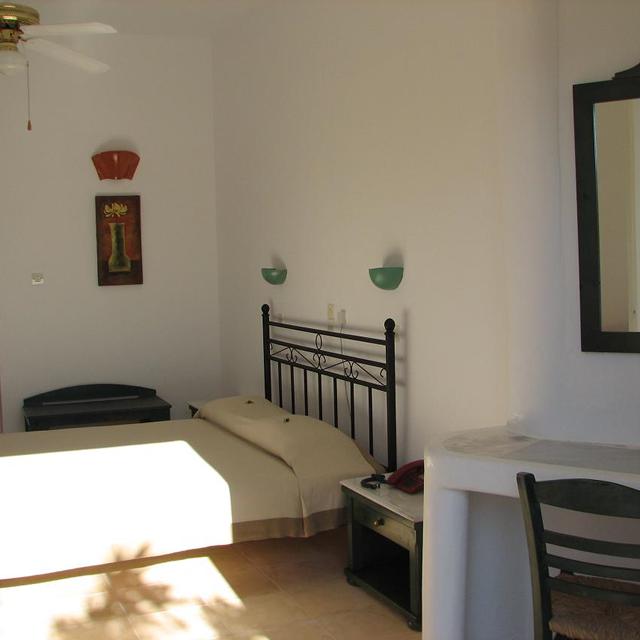Hôtel Manos photo 8