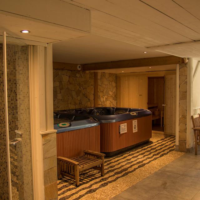 Hotel Aiguilles Lodge photo 11