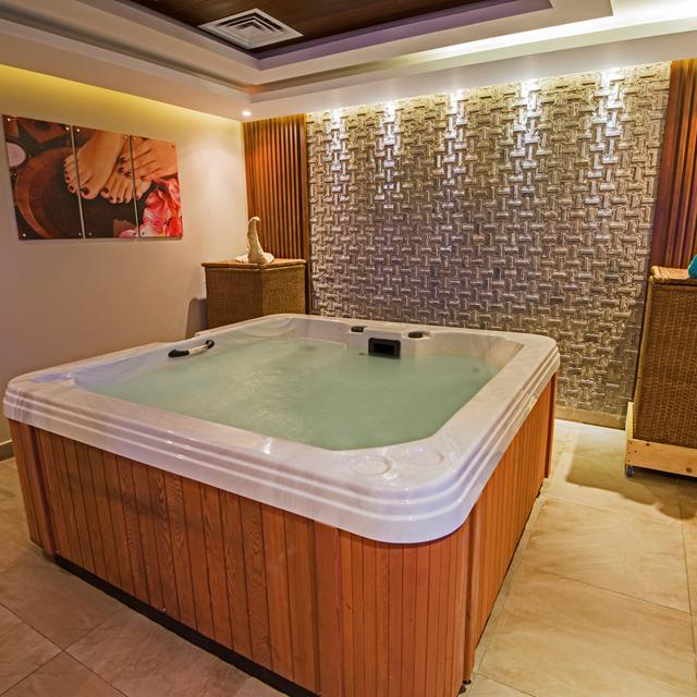 Hotel Royal Tulip Beach Resort photo 27