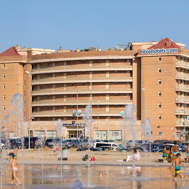 Hôtel htop Royal Sun Suites photo 0