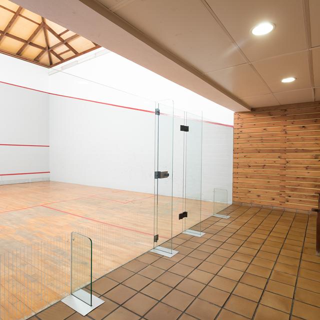 Hôtel Arena Suite photo 12