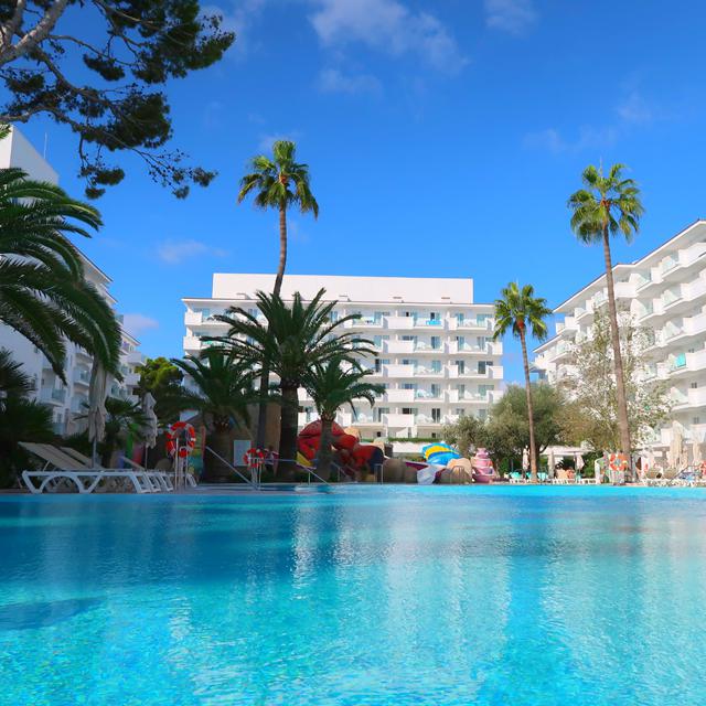 Iberostar Waves Alcudia Park photo 1