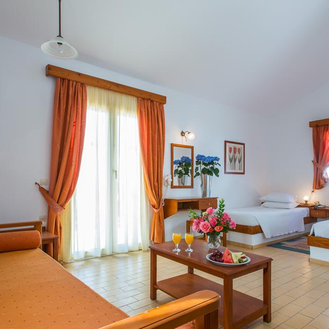 Hôtel & Bungalows Delfinia photo 3