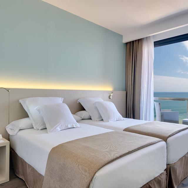Hotel Occidental Fuengirola photo 2