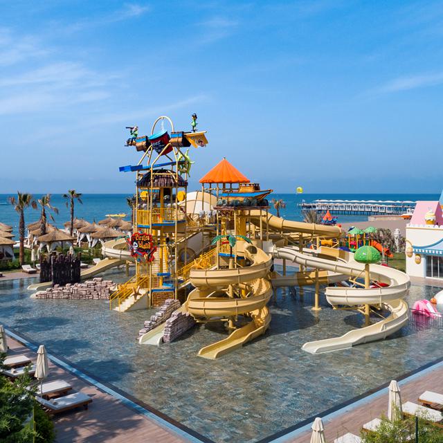 Hôtel Titanic Mardan Palace photo 6