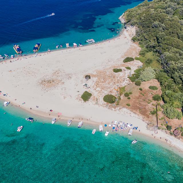 Eptanisos Beachfront Suites photo 2