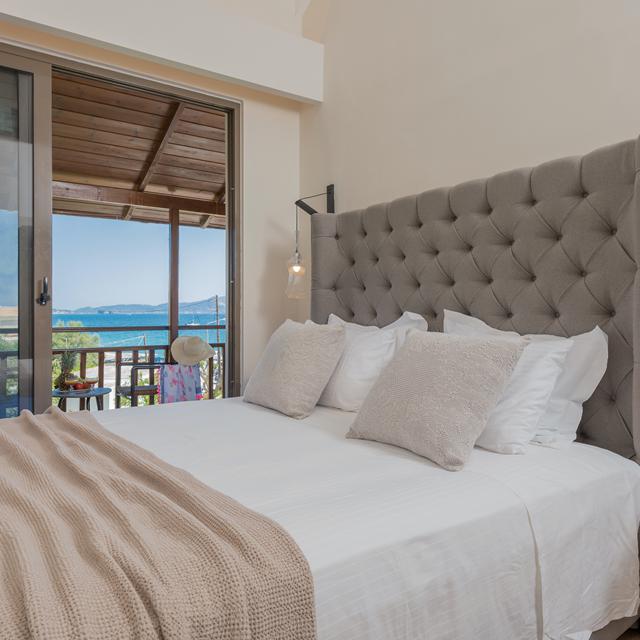 Eptanisos Beachfront Suites photo 5