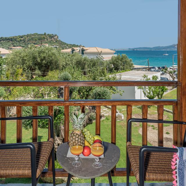 Eptanisos Beachfront Suites photo 3