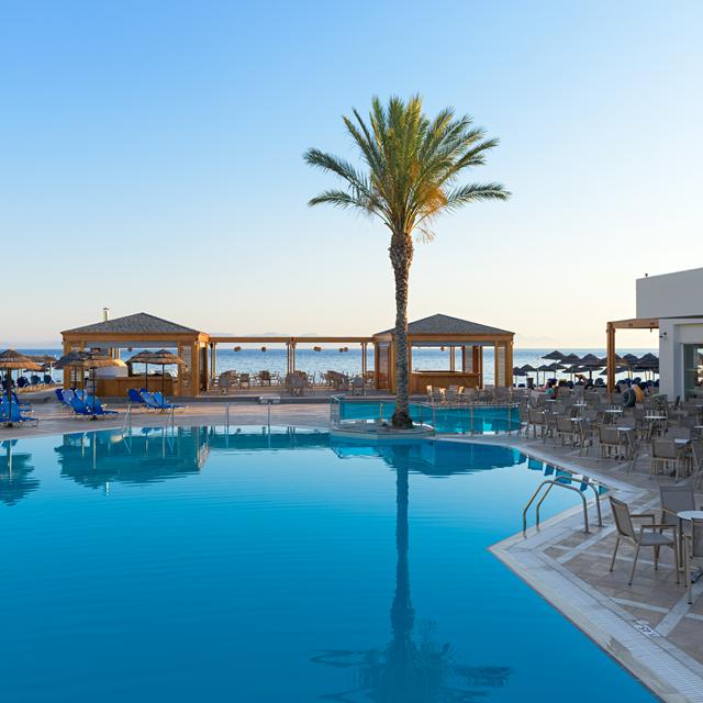 Hôtel Avra Beach Resort photo 2
