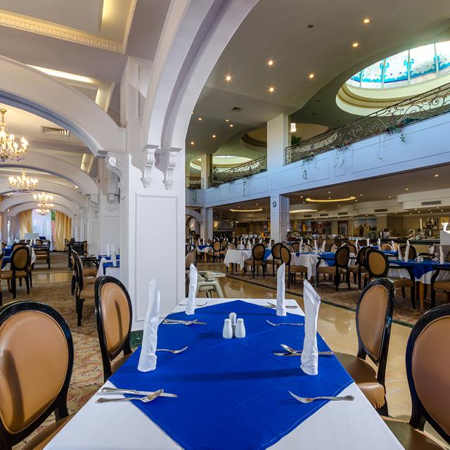 Hôtel Titanic Beach Spa photo 8