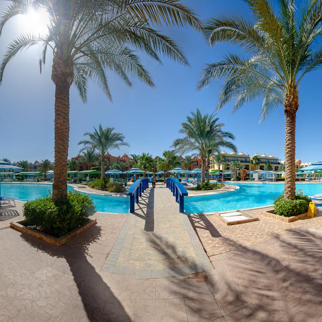 Hôtel Titanic Beach Spa photo 6