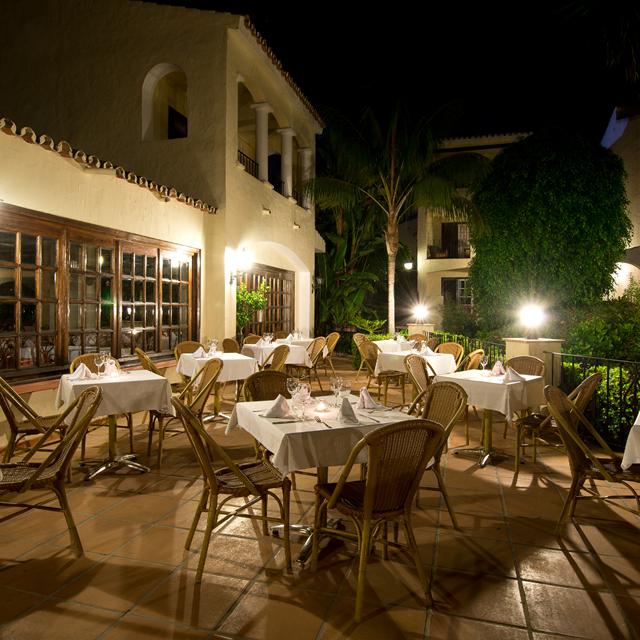 Hôtel Blue Bay Banus photo 4
