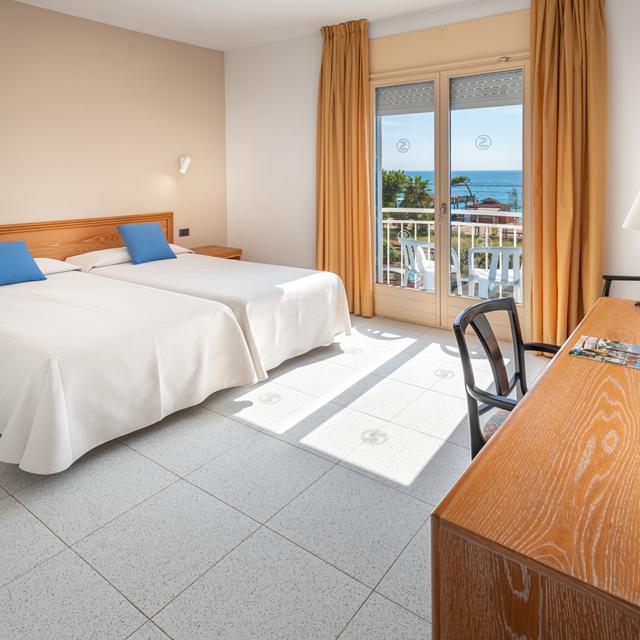 Hotel Sorrabona photo 2