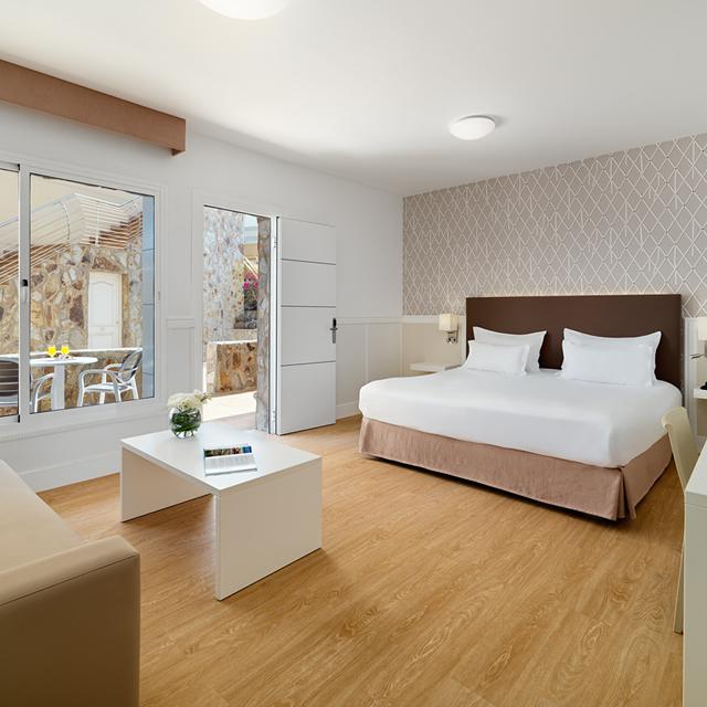Hôtel Arena Suite photo 14