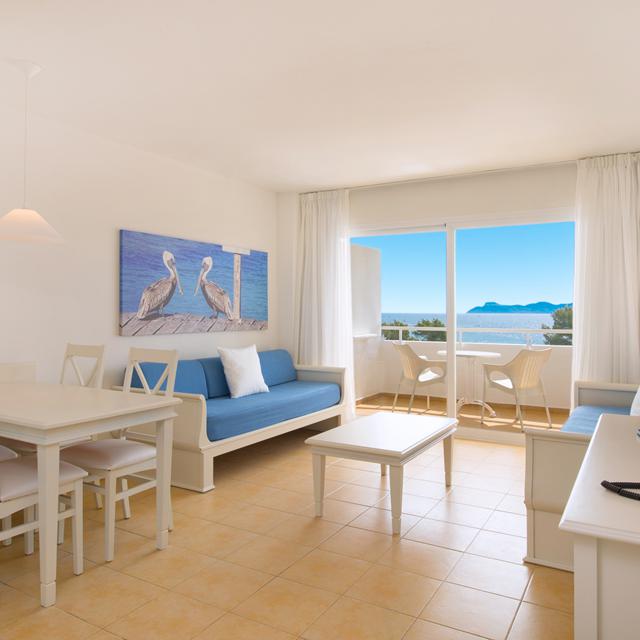 Iberostar Waves Ciudad Blanca photo 3
