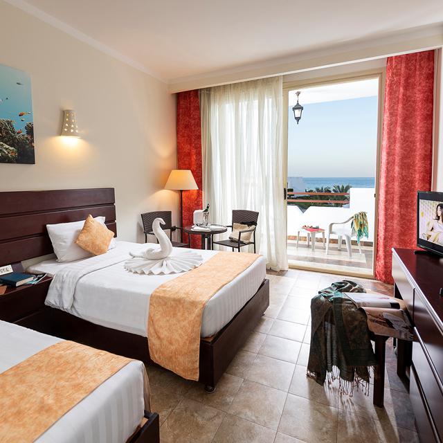 Three Corners Equinox Beach Resort photo 2