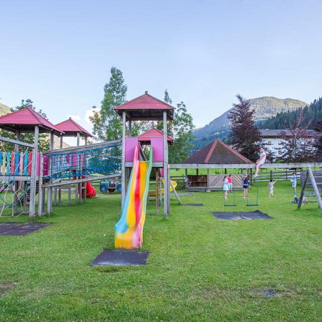 Alpenchalets Flachauer Gutshof photo 16