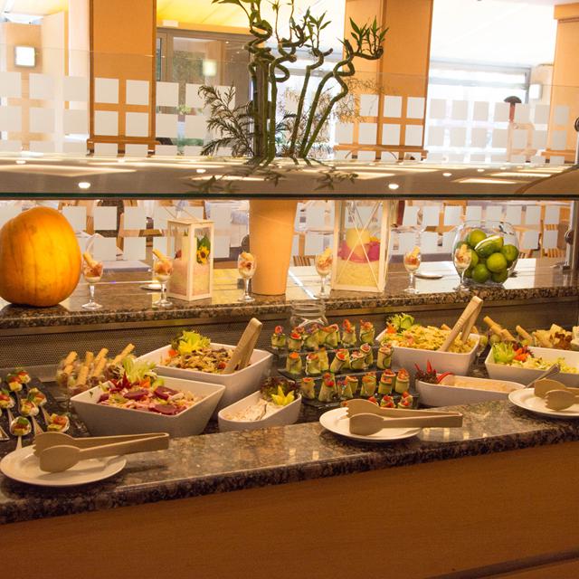 Hôtel Ibiscus - petit-déjeuner photo 4