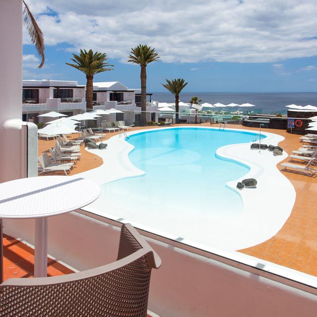 R2 Aparthotel Bahía Kontiki photo 3