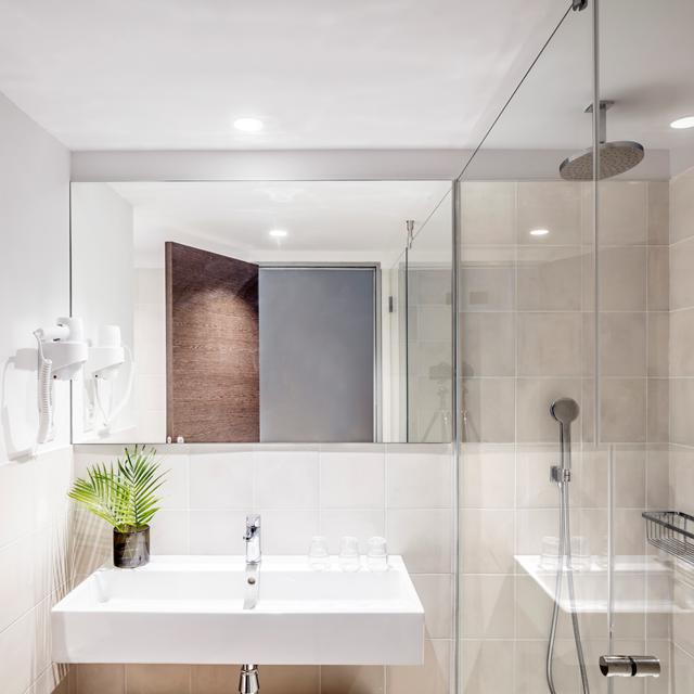 AQUA Hôtel Bertran Park - chambre d'hôtes photo 21