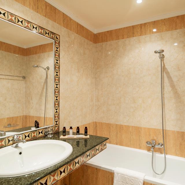 Hotel Mitsis Petit Palais Beach photo 3