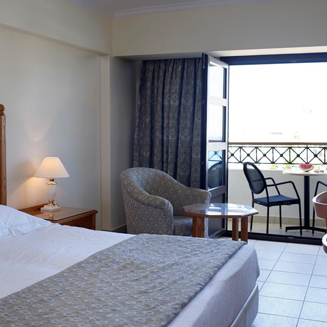 Hotel Mitsis Petit Palais Beach photo 24