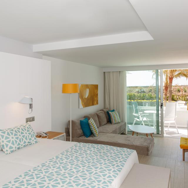Hôtel Santa Monica Suites photo 17