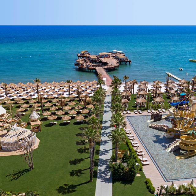 Hôtel Titanic Mardan Palace photo 1