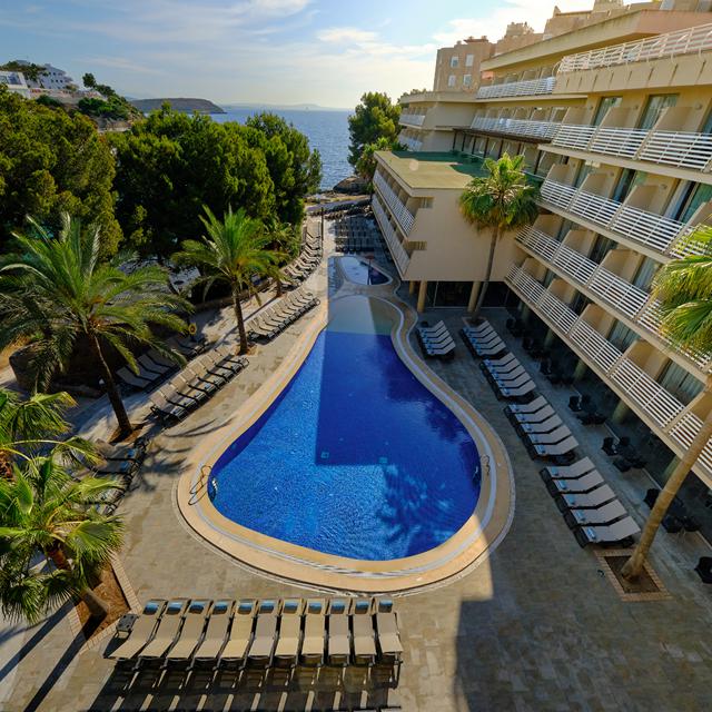 Hôtel Occidental Cala Vinas photo 29