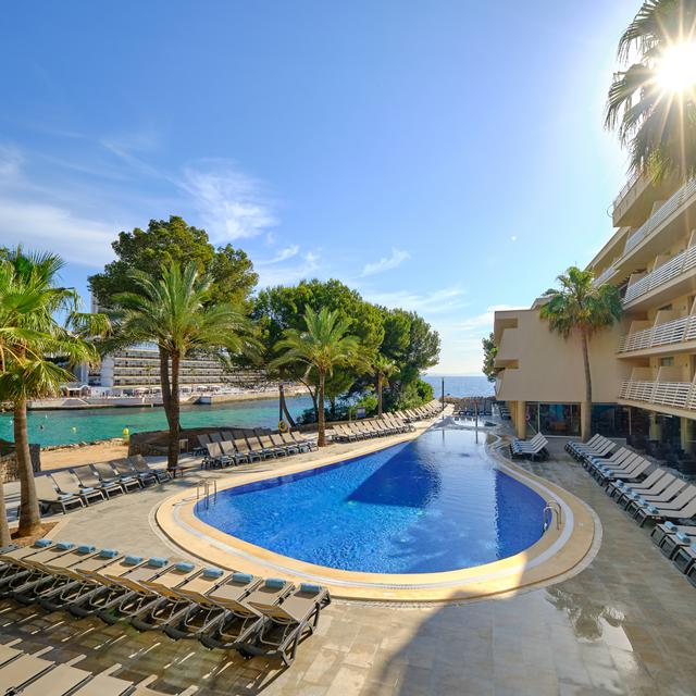 Hôtel Occidental Cala Vinas photo 26