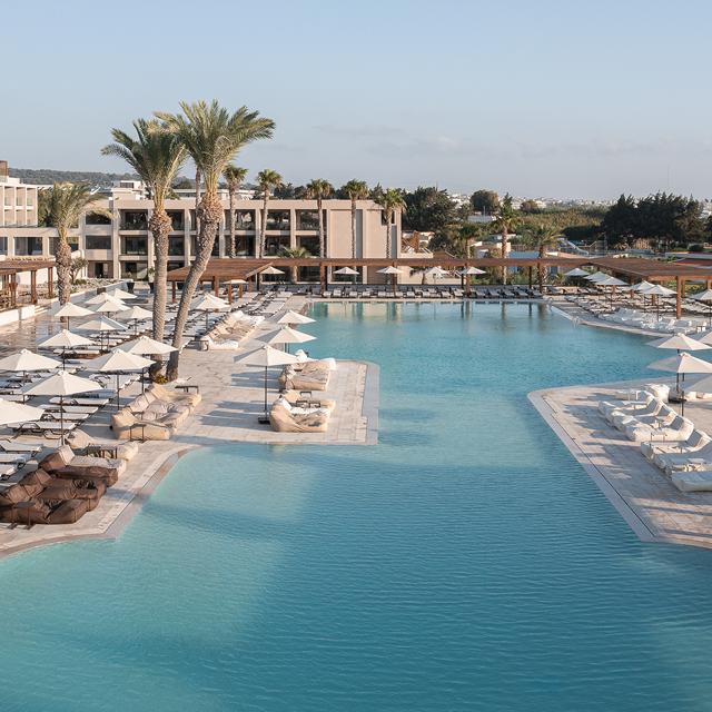 Helea Lifestyle Beach Resort photo 9