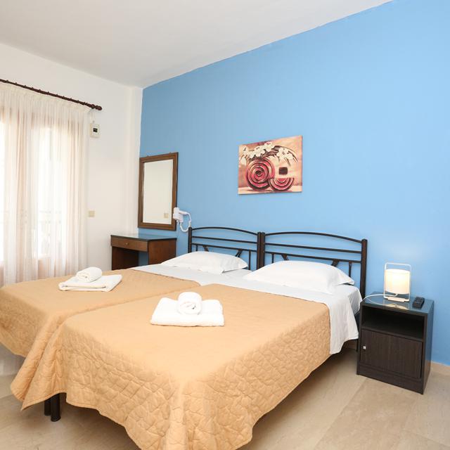 Pella House Studios & Apartments photo 2