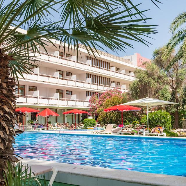 Hôtel Arenal - Logements photo 0